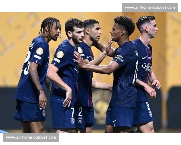 梅西头球造险复刻经典，巴黎 4-0 碾压迈阿密晋级世俱杯八强